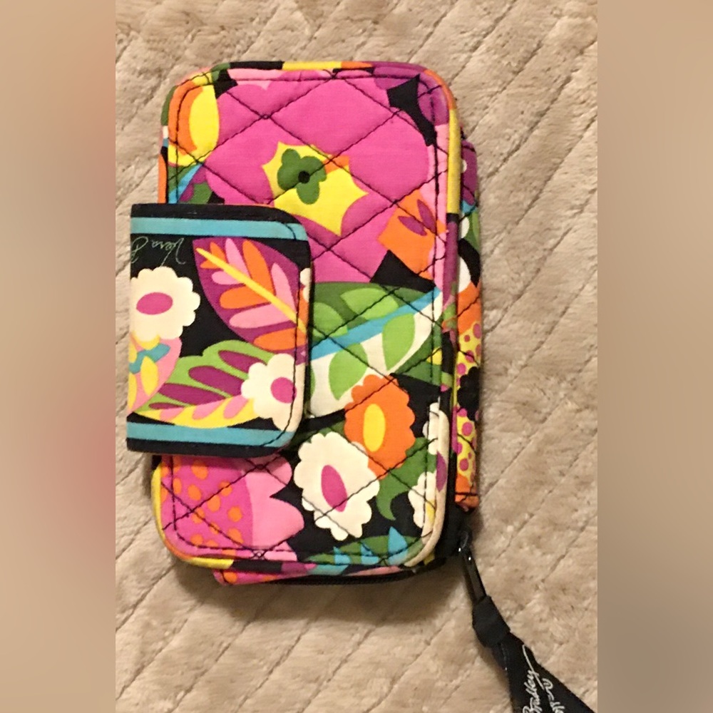 Vera Bradley Zip Around Wallet/Wristlet-Multicolor Floral&Black print